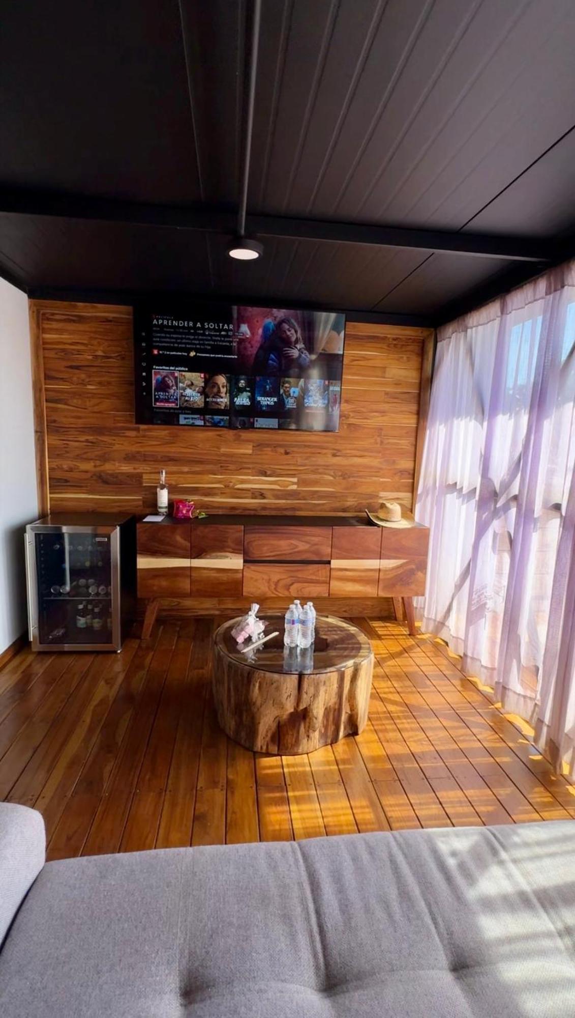 Hotel Coyote Alcocer المظهر الخارجي الصورة